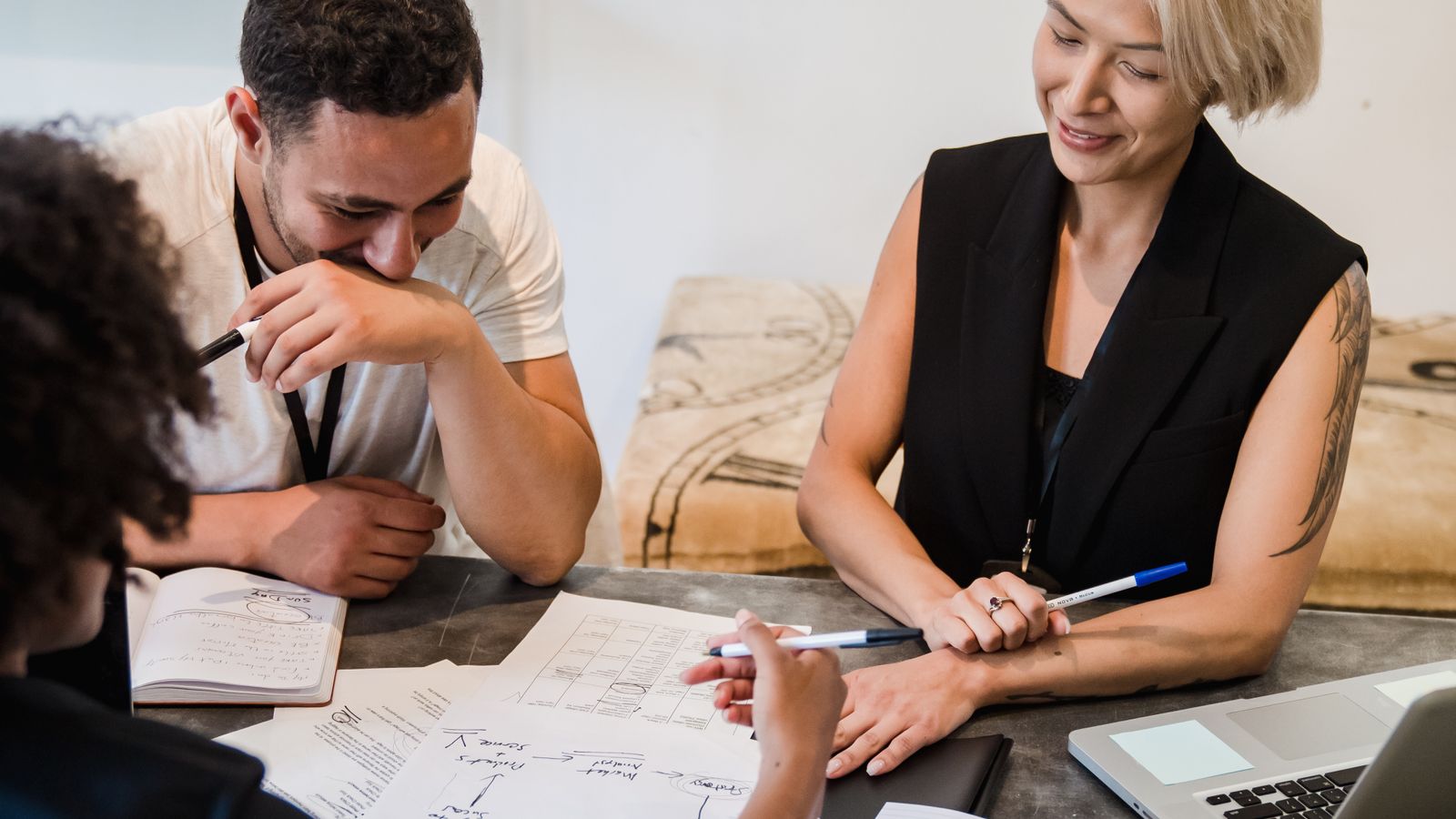 Construir ou comprar uma solução de IA? Um framework simples para decidir